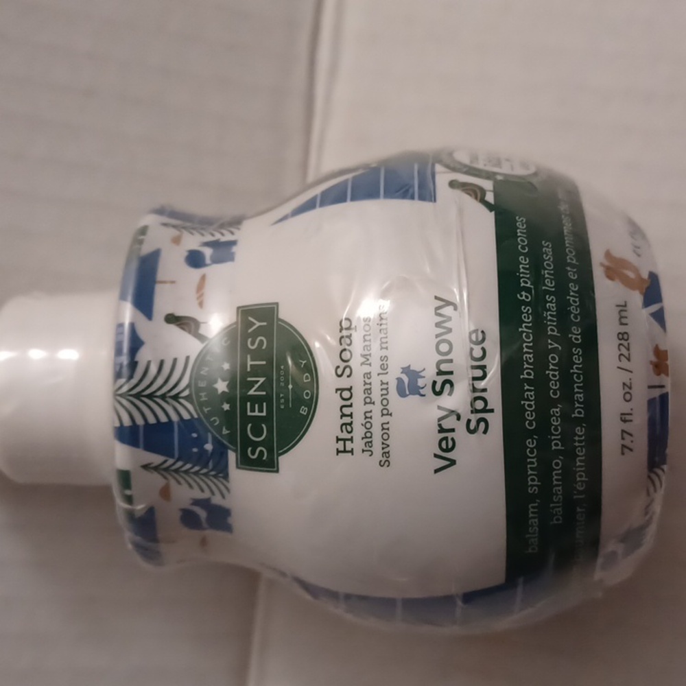 4/$40 New Scentsy "Very Snowy Spruce" Hand Soap Pump (Sealed)